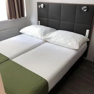 Hotel apartamentowy Philip Self Check-in
