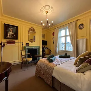 Chez Vivienne United Kingdom